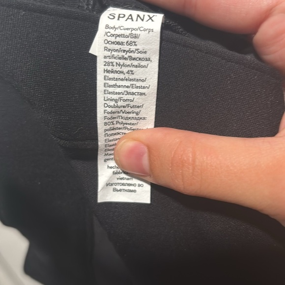 New SPANX perf pants - Picture 6 of 6
